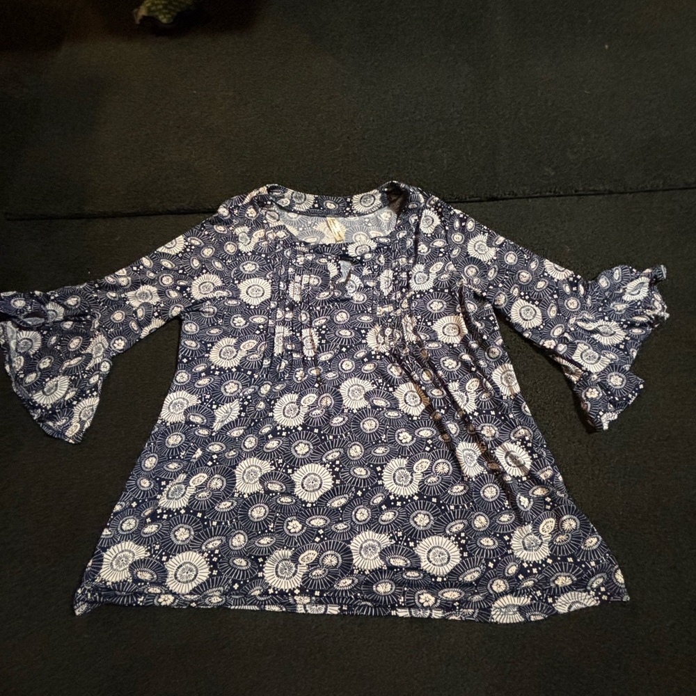 Perseption Concept Blue And White Patterned Blouse - image 1